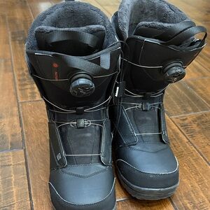 Salomon Faction Black/orange Mens sz 10 Snowboard Boots with BOA System